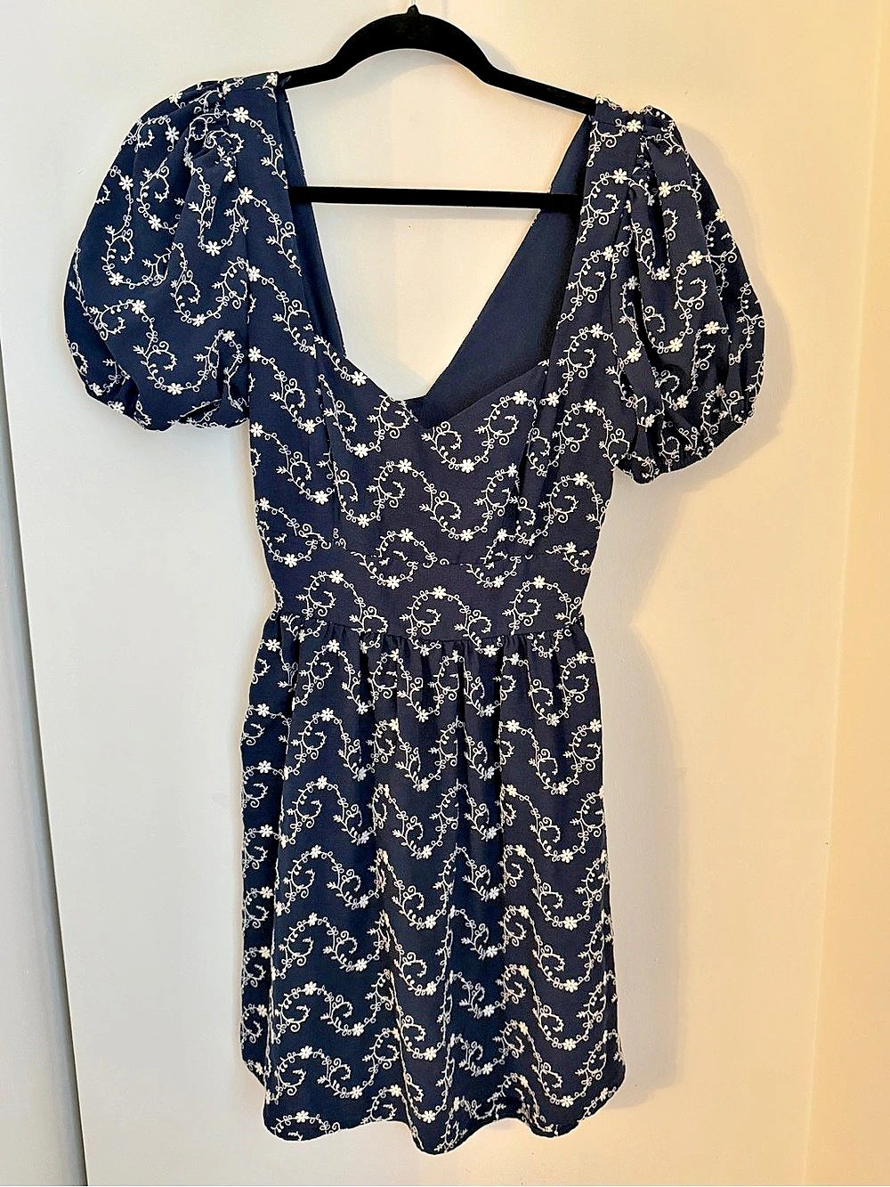 Francesca’s Blue rain Girlfriend Navy Puff Sleeve Tie Back Mini Dress